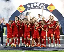 德国队赢得欧预赛比赛，晋级下一轮