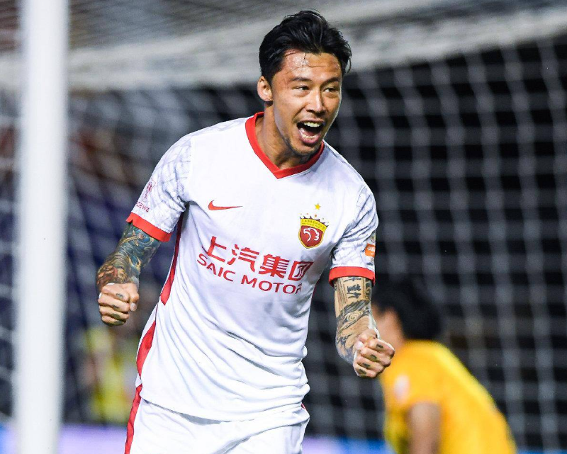 上海队领先位置稳固,底气十足状态火爆(上海队球员名单图片) 上海队领先位置稳固,底气十足状态火爆(上海队球员名单图片)